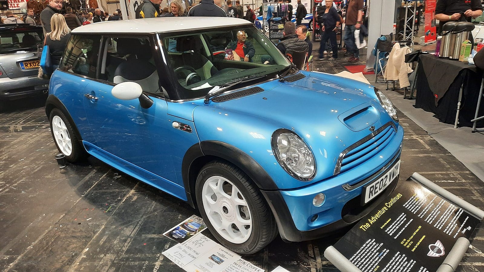 Blue 2002 MINI Cooper S (R53) at a motor show